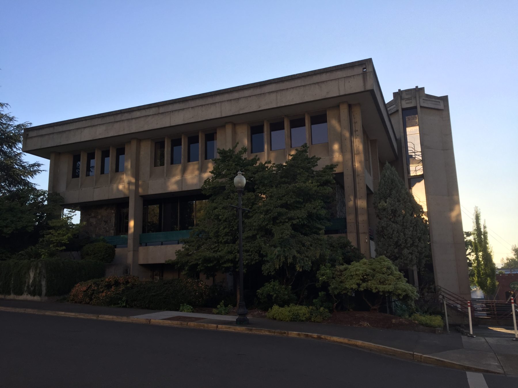 Roseburg City Hall Oregon